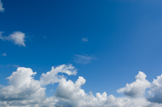 field5-blue-sky-white-clouds-41-jpg